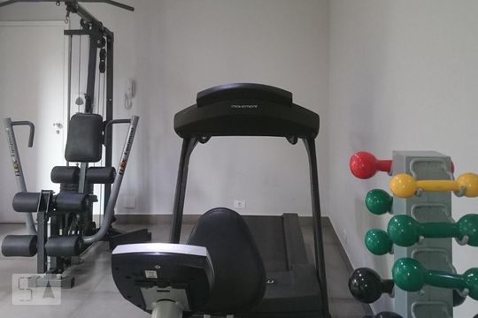 Apartamento à venda, com 170 m², 4 quartos e 2 vagas — Academia