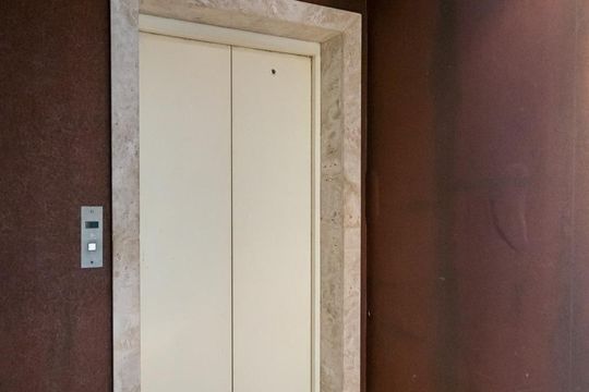 Apartamento à venda, com 183 m², 4 quartos e 4 vagas — Elevador