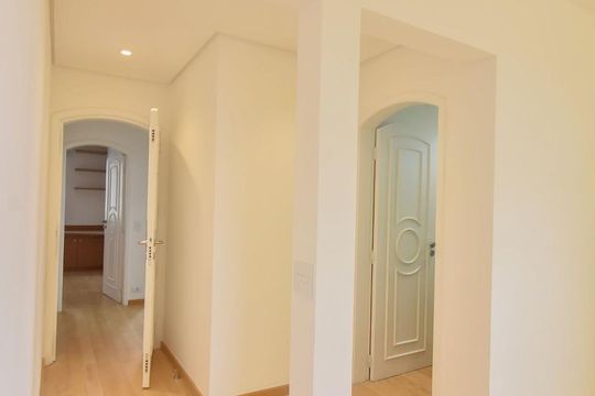 Apartamento à venda, com 191 m², 2 quartos e 3 vagas — Hall