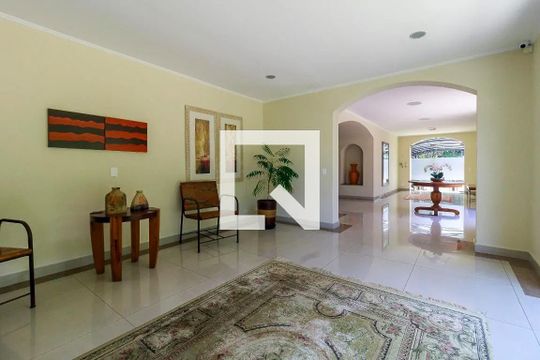Apartamento à venda, com 191 m², 2 quartos e 3 vagas — Hall de entrada