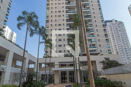 Apartamento à venda, com 200 m², 3 quartos e 3 vagas — Fachada do Condomínio