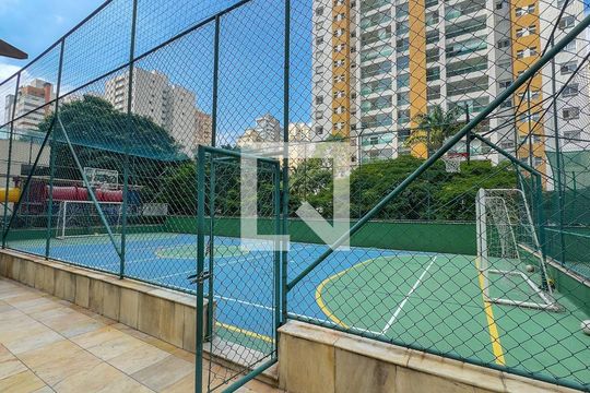 Apartamento à venda, com 200 m², 3 quartos e 3 vagas — Quadra