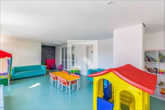 Apartamento à venda, com 110 m², 3 quartos e 2 vagas — Brinquedoteca