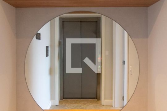 Apartamento à venda, com 125 m², 3 quartos e 2 vagas — Hall social