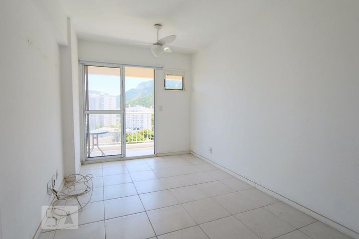 Global Park, 2 quartos, 61 m²