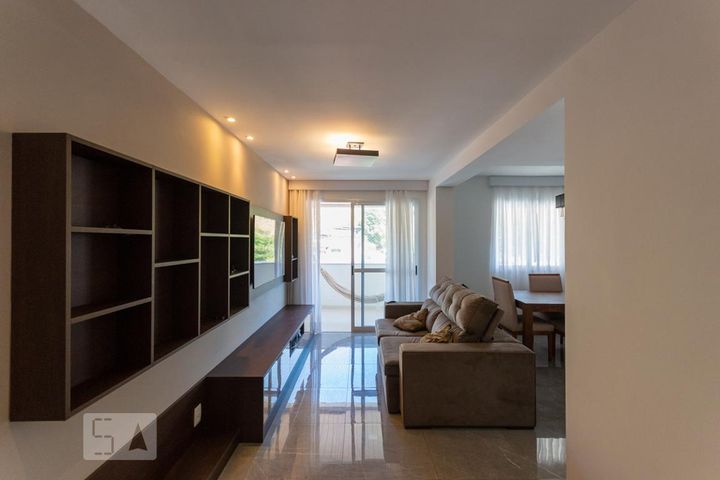 Rua Amoroso Costa, 40