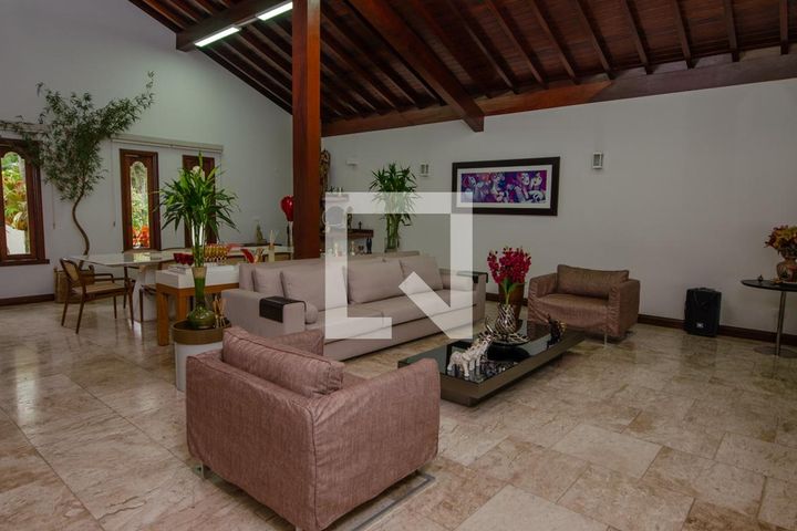 Pedra de Itauna, 4 quartos, 1180 m²