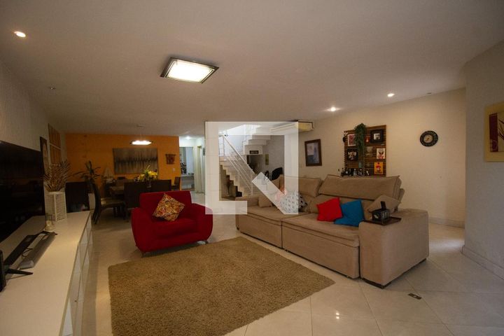 Alameda do Jequitibá, 4 quartos, 340 m²