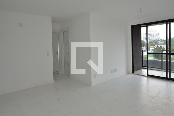 Noir Design Apartments