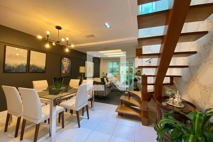 Rua Soares Cabral, 70