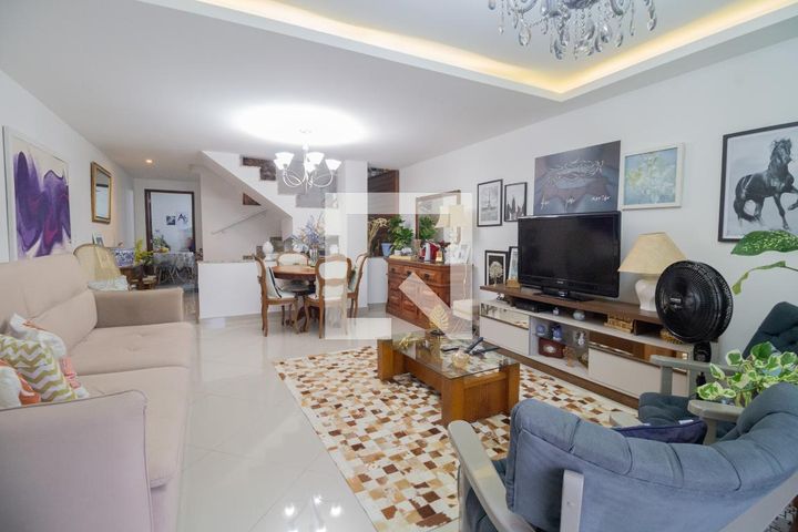 Residencial Horse Shoe