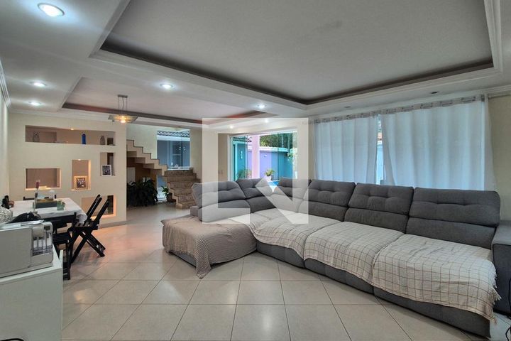 Residencial Jardim Itauna, 4 quartos, 350 m²