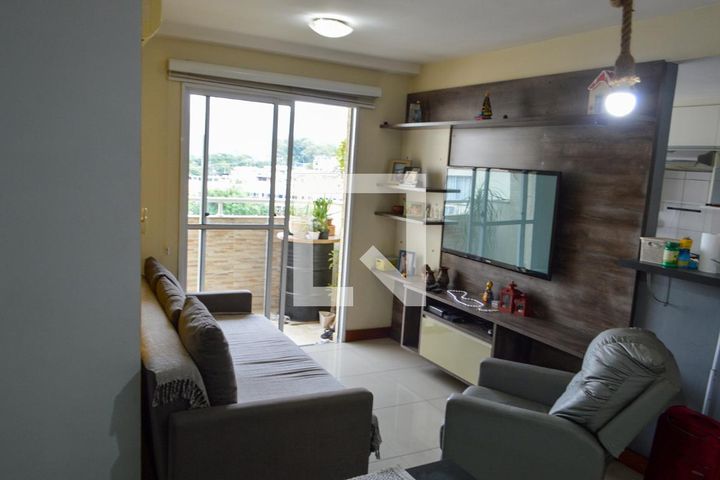 Facile, 2 quartos, 70 m²