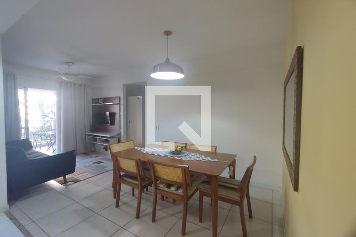 Guess, 3 quartos, 74 m²