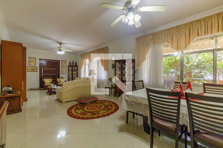 Flamboyant, 5 quartos, 335 m²