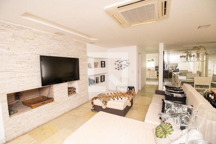 Alameda do Jequitibá, 4 quartos, 500 m²