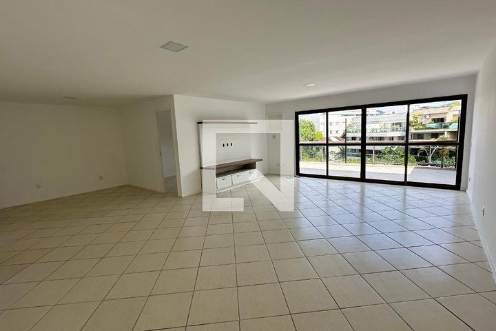 Verona, 5 quartos, 250 m²