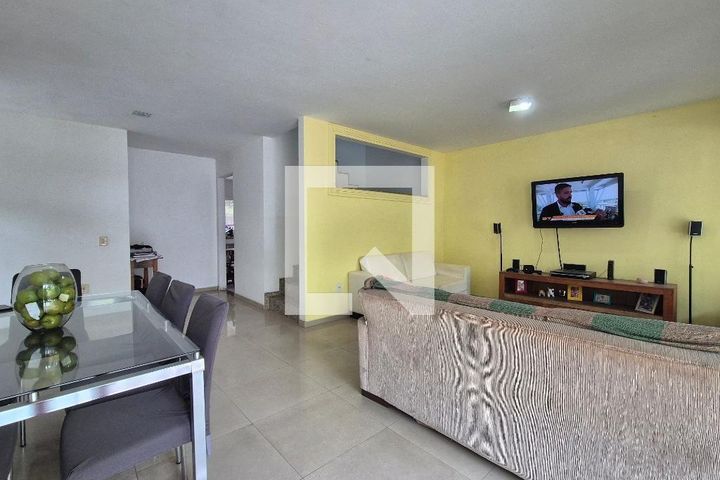 Atlântico Sul, 4 quartos, 250 m²