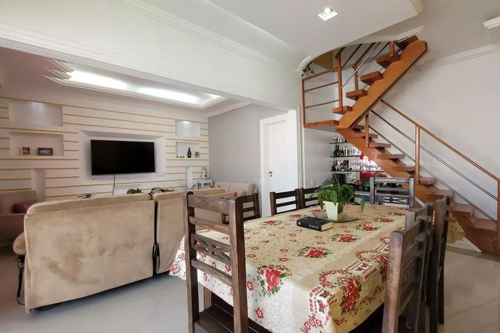Sunset, 3 quartos, 132 m²