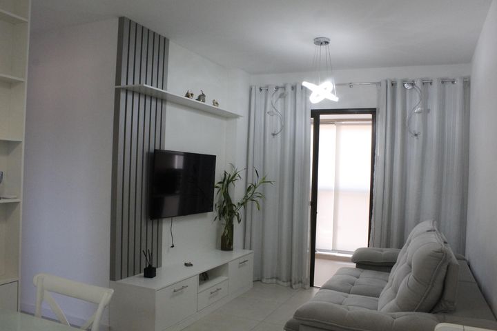 RJZ Cyrela Like Residencial Club