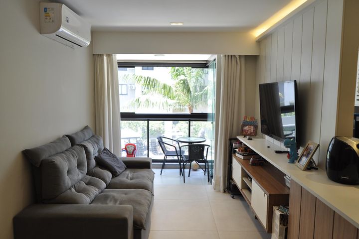 Dom Condominium Club