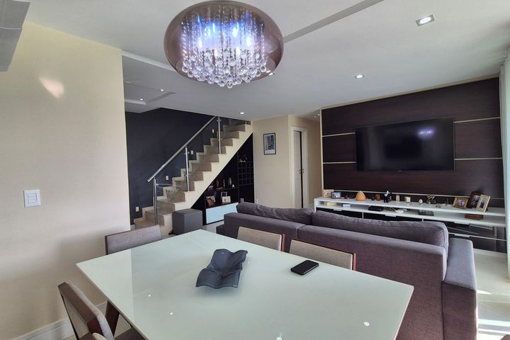 Blue, 4 quartos, 235 m²