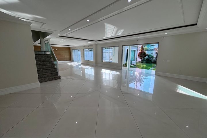 Montain Green, 6 quartos, 580 m²
