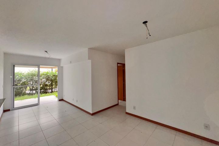Foto de unidade à venda no Barra Village Lakes