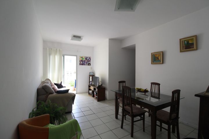 Rua Laura Telles, 136