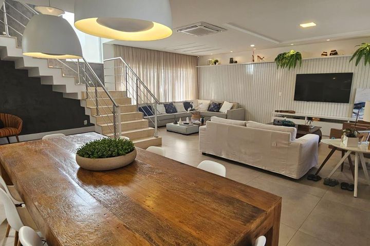 Art Life, 5 quartos, 485 m²