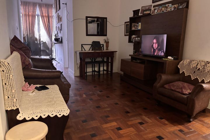 Rua Ministro Viveiros de Castro, 18