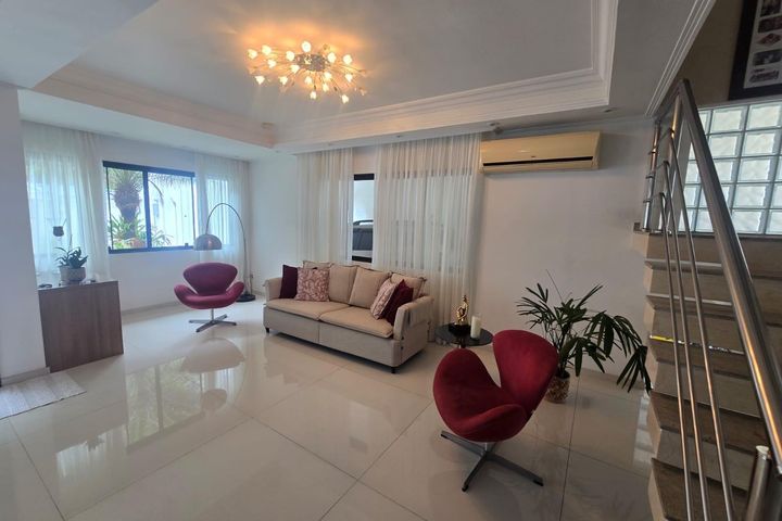 Vargem Pequena Quality Inn, 3 quartos, 360 m²