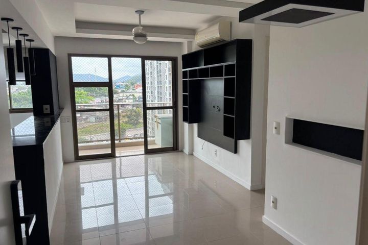RJZ Cyrela Like Residencial Club