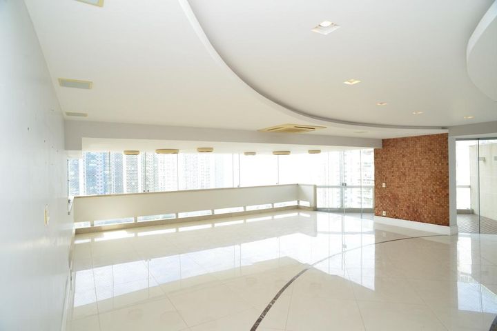 Atlântico Sul, 4 quartos, 300 m²